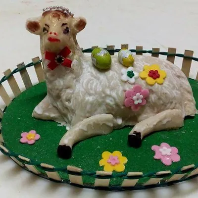 Sicilian Easter Marzipan Lamb - A Sweet Almond Tradition