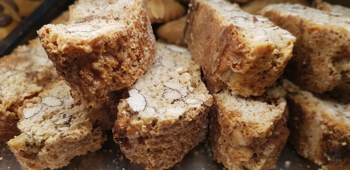 Traditional Sicilian Lenten biscuits on a wooden board