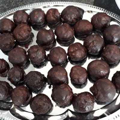 Catania Totò Biscuits: Chocolate-Glazed Treats for All Souls’ Day