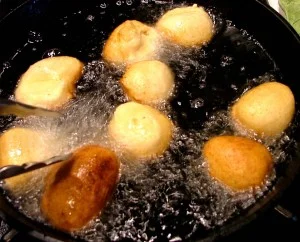 Sicilian ricotta fritters