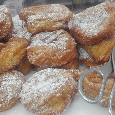 Nicosia Bracelets: A Festive Sicilian Treat from the Heart of Enna