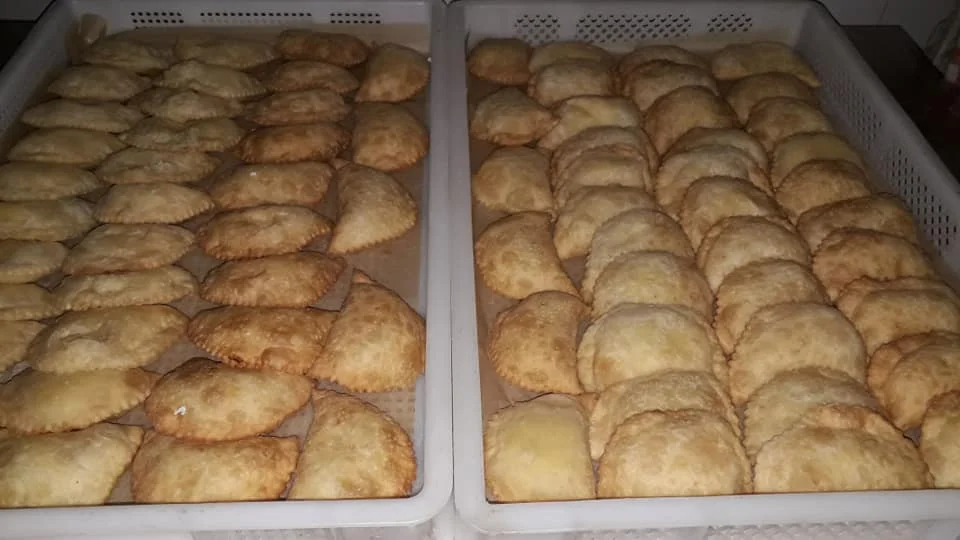 Sicilian cassatelle from Mirabella Imbaccari filled with ricotta and sweet chickpea cream