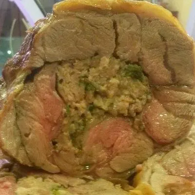 Ciarbiḍḍuzzu abbuttunatu: il capretto ripieno della tradizione ennese