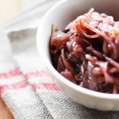 Sicilian Cipollata – A Flavourful Red Onion Condiment for Meat and Fish