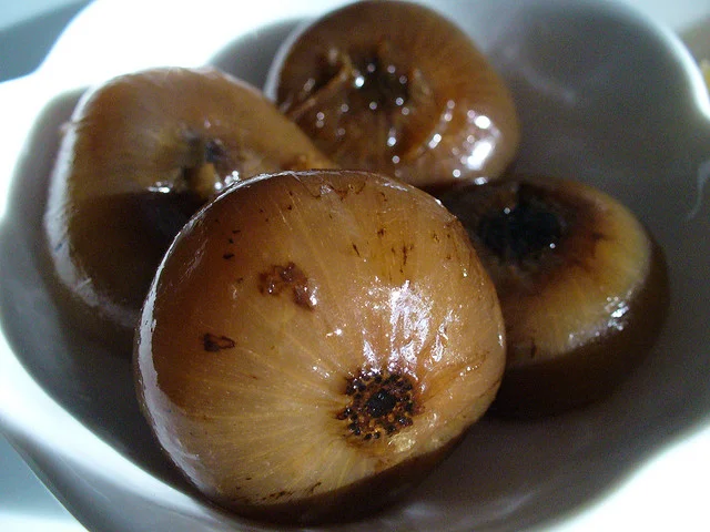 Sicilian sweet-and-sour baby onions