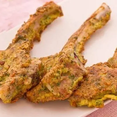Crisp Thyme-Laced Breaded Lamb Cutlets