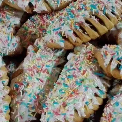 Cuḍḍureḍḍi chî fico di Alcamo: A Traditional Sicilian Christmas Treat