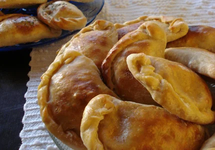 Cuḍḍuruni with Cauliflower: A Rustic Sicilian Oven-Baked Treat