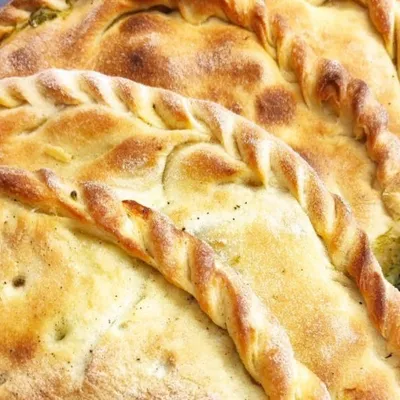 Lentini Cuḍḍuruni with Wild Chard: A Taste of Rustic Sicily