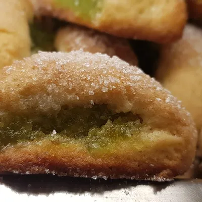 Erice Cuscinetti: Almond-Scented Sicilian Delights Steeped in Tradition