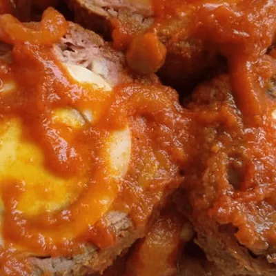 Palermo’s Falsomagro: A Roll Wrapped in Sicilian Traditions