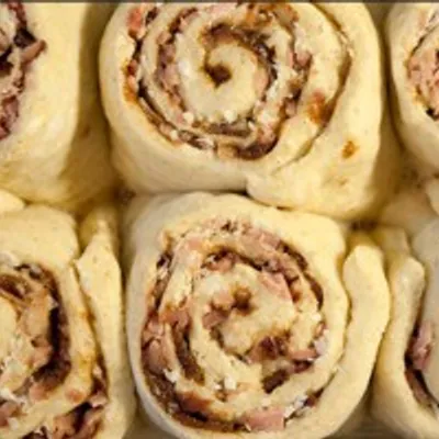 Rolled Focaccia with Sausage and Ricotta: A Rustic Sicilian Treat to Share