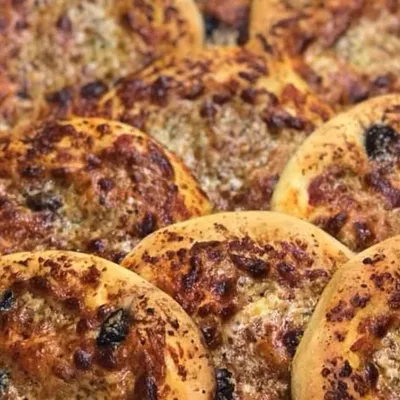 Racalmuto Fuazza: A Rustic Sicilian Pizza Steeped in Tradition