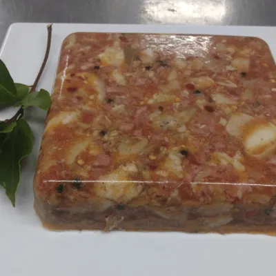 Gelatina di maiale: la tradizione catanese nel piatto