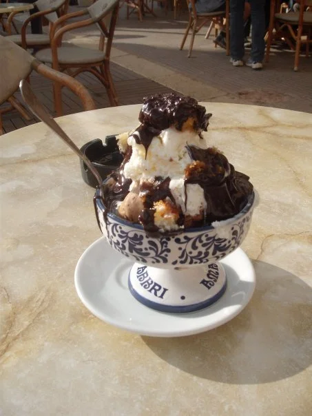Caldo freddo dessert from San Vito Lo Capo in a ceramic cup