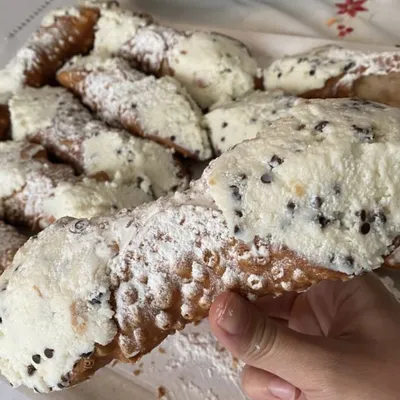 Il nostro viaggio per gustare il miglior cannolo siciliano: Alla ricerca del cannolo perfetto