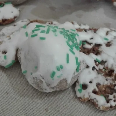 Incannellati from Alessandria della Rocca: A Glazed Sicilian Almond Treat