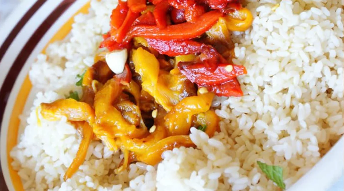 Insalata di riso e peperoni