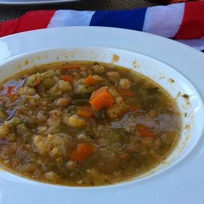 Minestrone siciliano: Un trionfo di verdure per il benessere
