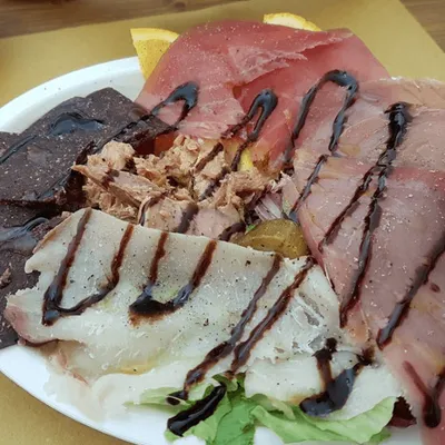 Misto di tonnara trapanese: sapori autentici del mare di Sicilia