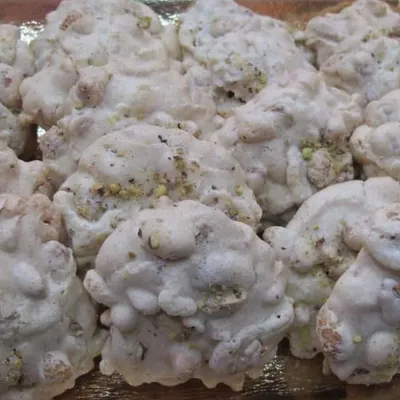 Passavolanti di Vicari: Tradizionali biscotti alle mandorle della Sicilia