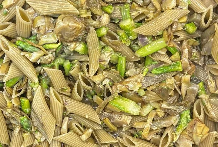 Pasta con asparagi e carciofi: Una sinfonia di sapori