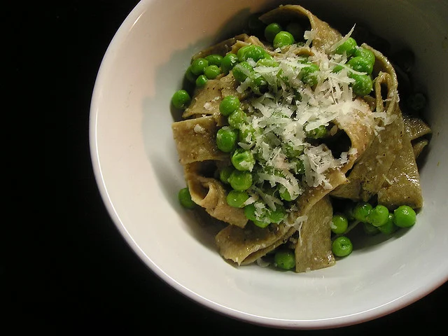 Pasta con piselli e patate
