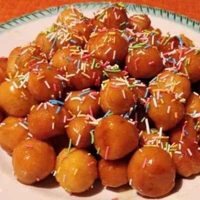 Pignoccata Palermitana: Un Dolce Natalizio Irresistibile dalla Tradizione Siciliana