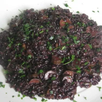 Risotto al nero di seppia alla siciliana