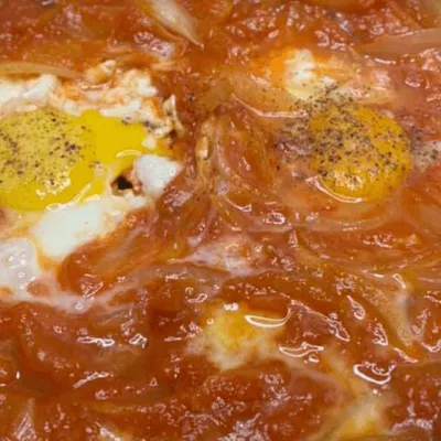 Uova in purgatorio: Un viaggio gustoso fra tradizione e semplicità